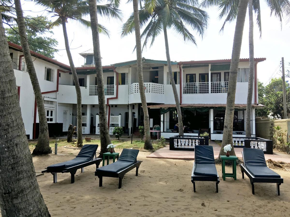 Dephani Beach Hotel เนกอมโบ ภายนอก รูปภาพ