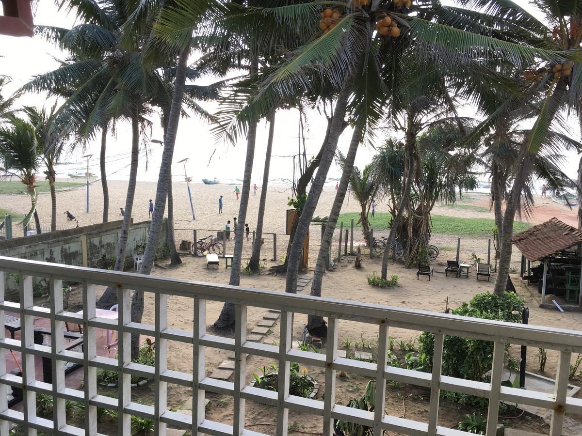Dephani Beach Hotel เนกอมโบ ภายนอก รูปภาพ