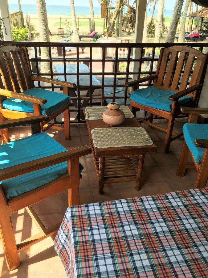 Dephani Beach Hotel เนกอมโบ ภายนอก รูปภาพ